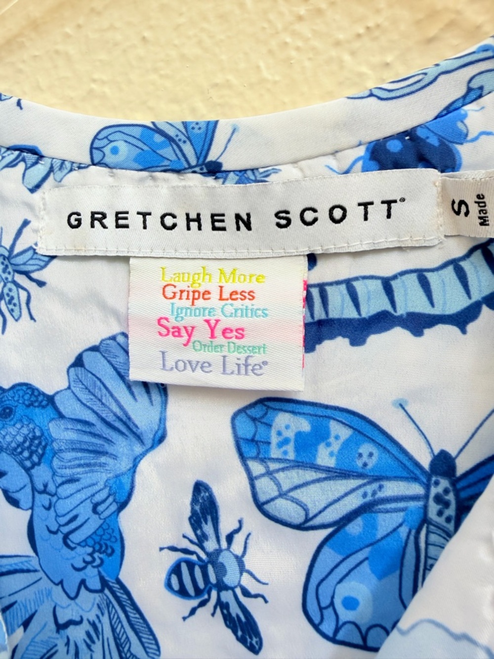 Gretchen Scott blue white hummingbird tunic blouse - Picture 5 of 11